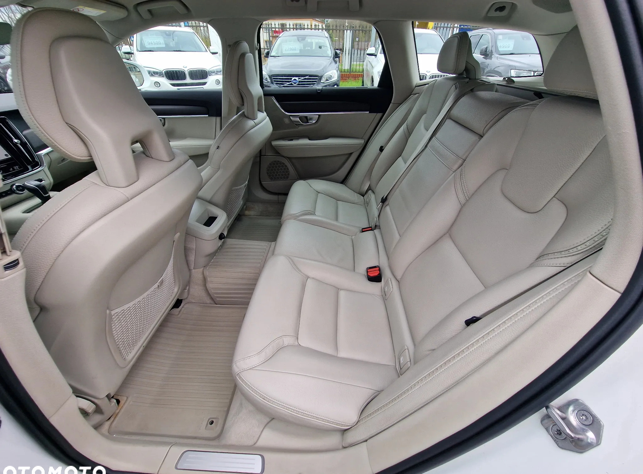 Volvo V90 Cross Country cena 84900 przebieg: 375480, rok produkcji 2017 z Ryki małe 497